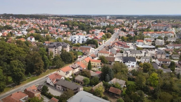 Dvadesetak kilometara od Zagreba kreće milijunska modernizacija pruge, gradi se novi nathodnik