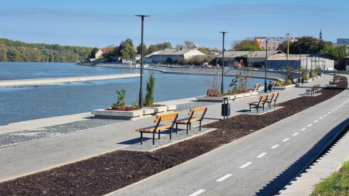 Video: Epilog velikog građevinskog pothvata, spojena osječka šetnica uz Dravu, izgleda savršeno