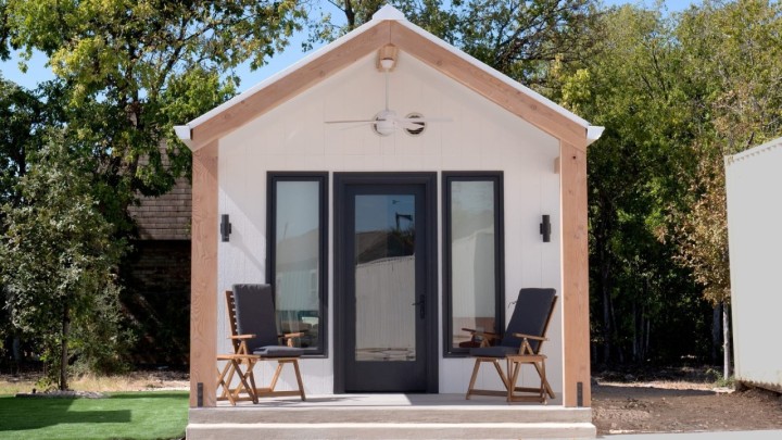 IKEA gradi 200 'sićušnih' kuća za beskućnike, imaju sve, evo kako izgledaju