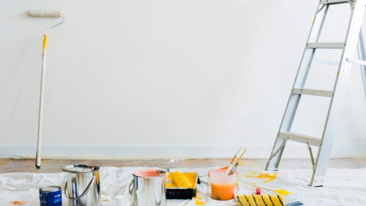 Kako to radi soboslikar: Od pripreme alata do visoke estetike