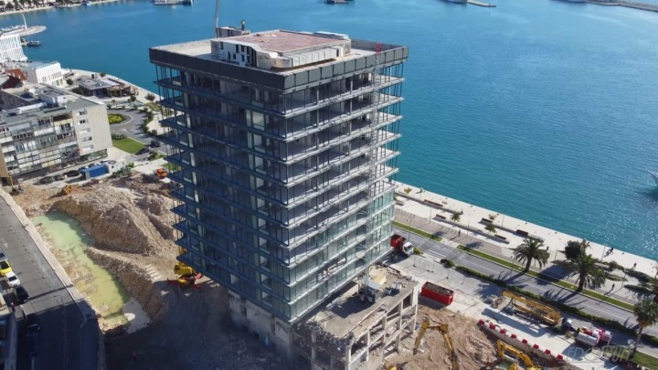 Video: Hotel Marjan kao betonska avet, čeka se završno demoliranje