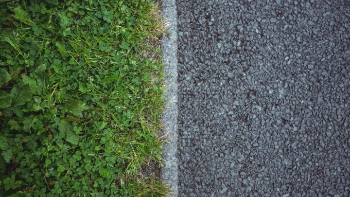 Asfaltiranje okućnice: Jeftino i dugotrajno rješenje za prilaz ili parking