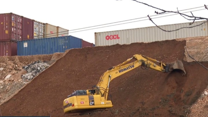 U Bakru ljuti zbog građevinskih radova na Terminalu Škrljevo: Materijal se slijeva u okućnice