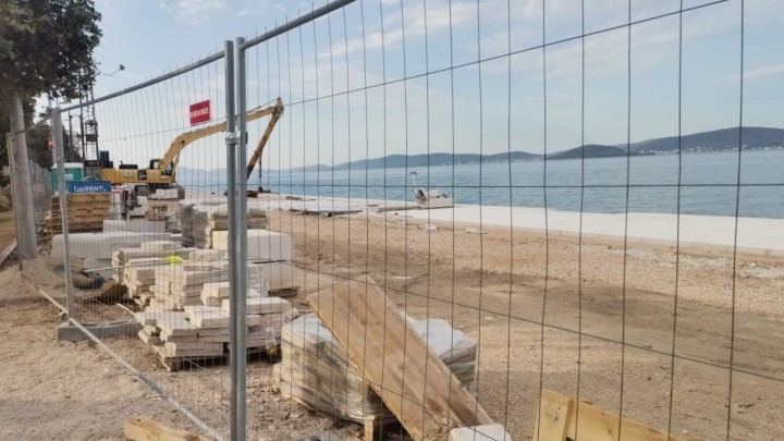 [FOTO] Raskopana riva u srcu sezone: Pogledajte kako napreduju radovi u Zadru