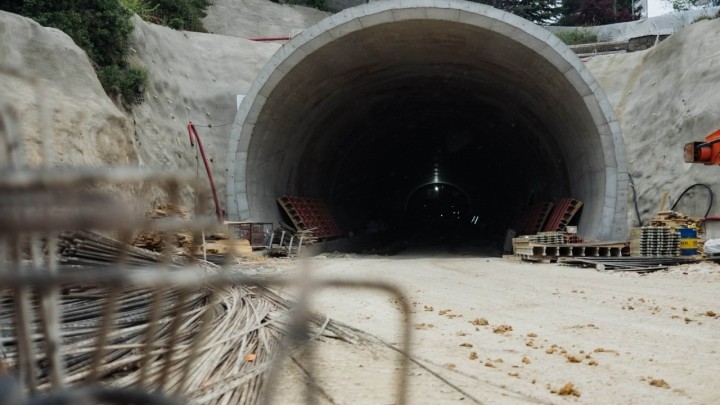 Profesor s Zagrebačkog fakulteta objasnio jedinstven postupak probijanja tunela na Hrvatskom području