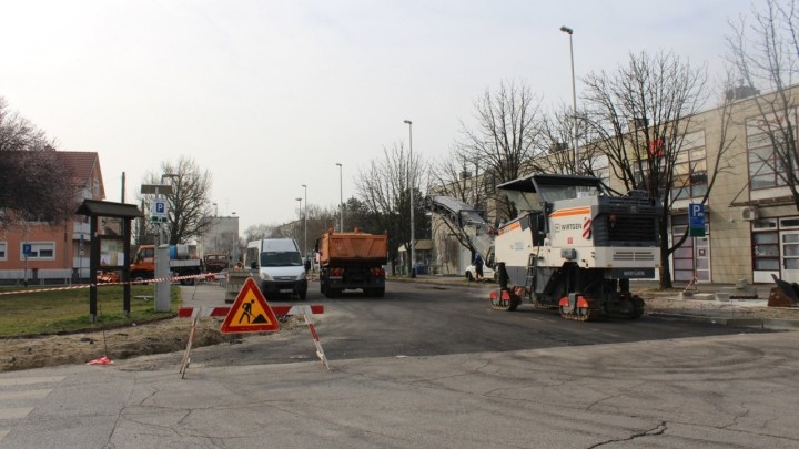 [FOTO] Pogledajte kako napreduju radovi na okretištu Borongaj