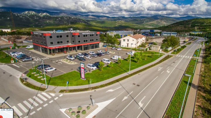 Ruše se stara skladišta Brodokomerca u Bakru: Gradit će se veliki trgovački centar