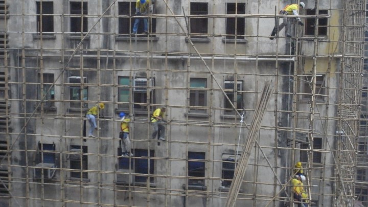 U Kini se i danas grade skele od bambusa, a na zapadu ih je proslavio Jackie Chan