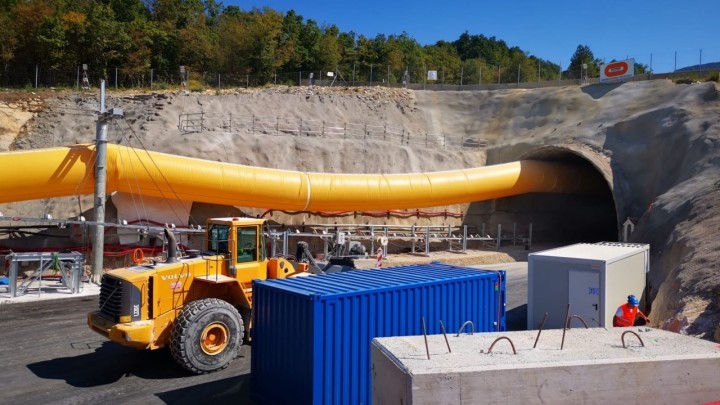 Druga cijev tunela Učka probija se s tisuću kilograma eksploziva dnevno