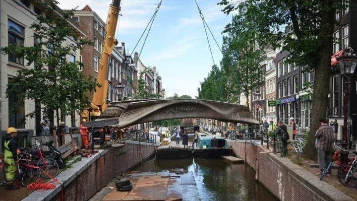 Fascinantna budućnost građenja: Prvi svjetski 3D printani most svečano otvoren u Amsterdamu