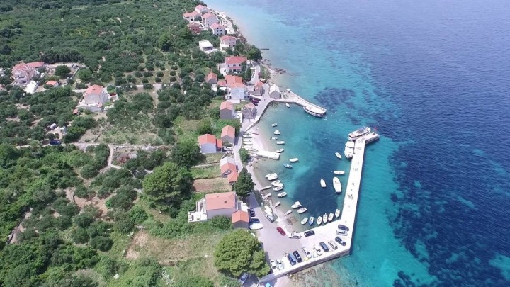 Dogovoren projekt nadogradnje još jednog lukobrana kako bi se spriječio utjecaj SZ vjetrova