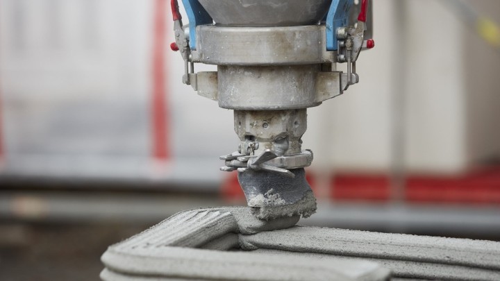 [VIDEO] Nakon sto sati ispisa radovi na prvoj 3D printanoj stambenoj zgradi bliže se kraju