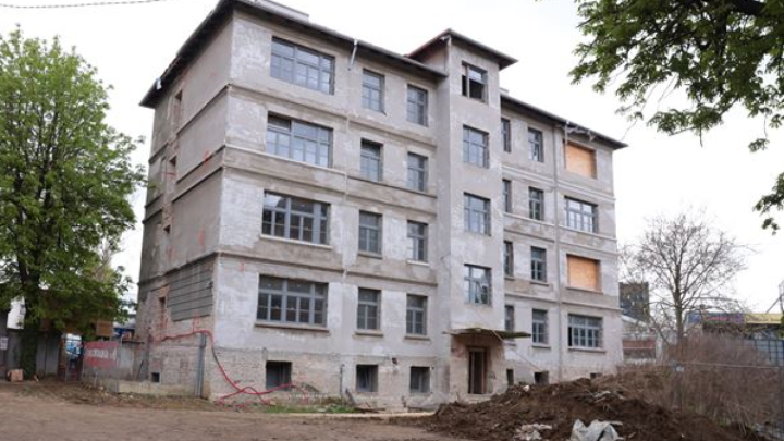 Škola čija je zgrada oštećena u potresu dobiva novi dom i to u nekadašnjem Učeničkom domu