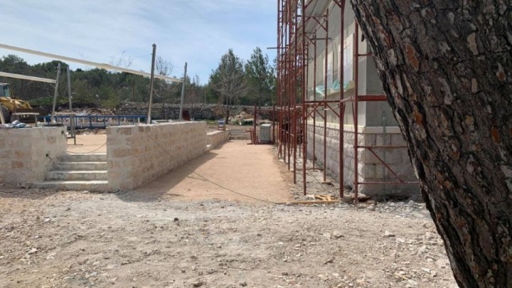 'Aleksina vojarna' mijenja izgled: Radovi na lokaciji snimanja kultnog hrvatskog filma bliže se kraju