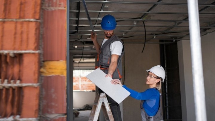 Nova anketa: Kakvi su vam planovi za nekretnine u 2025. godini?