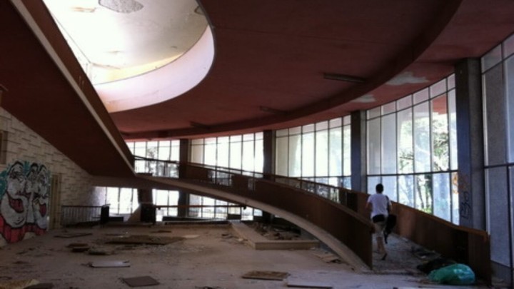 Dječje lječilište Krvavica: Još jednu zaštićenu građevinu na top lokaciji beznadno nagriza zub vremena