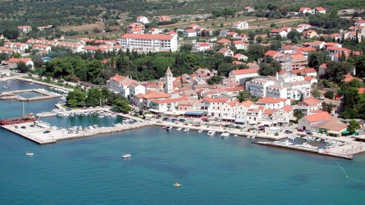 Zagrebački Holding rasprodaje imovinu, tko će biti vlasnik gradskog odmarališta prvi red do mora?