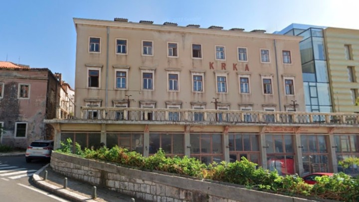 Kultni hotel na Jadranu umjesto obnove dočekao novog vlasnika, može li se spasiti?