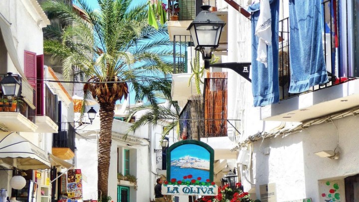 'Paprena' stanarina: Stanovnici poznatog turističkog gradića prisiljeni su spavati u autima