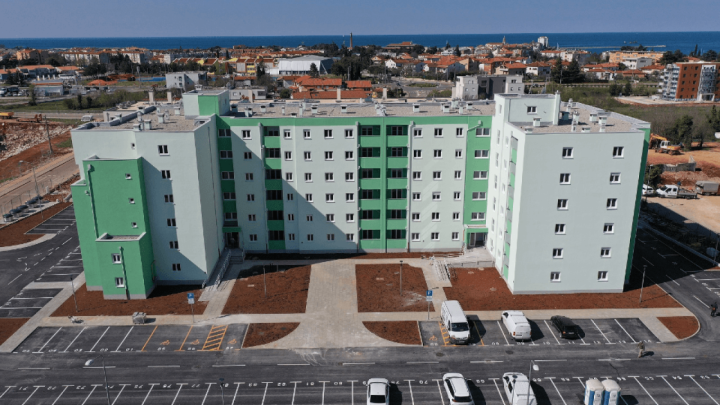 Jedan grad želi popuniti POS-ove stanove radnicima na deficitarnim zanimanjima: Evo koga sve traže