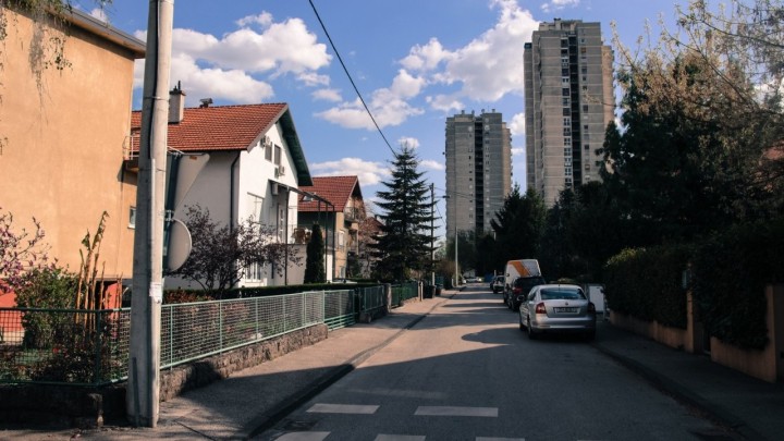 Više od trećine Hrvata žive sami, obitelji s pet i više članova po istim krovom rijetkost