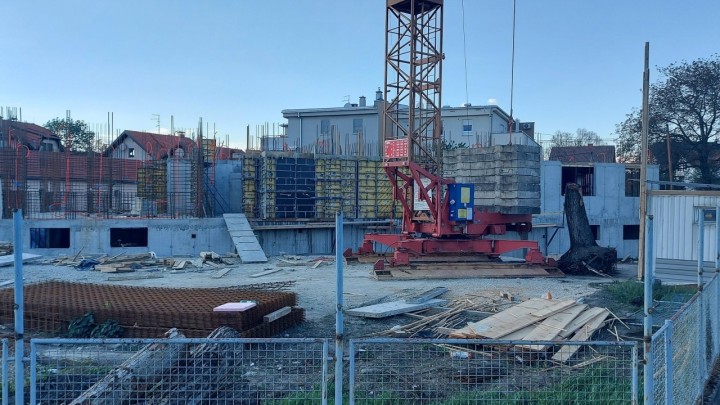 [FOTO] Pogledajte kako teku radovi: Gradi se nova stambena zgrada u Ulici kneza Branimira