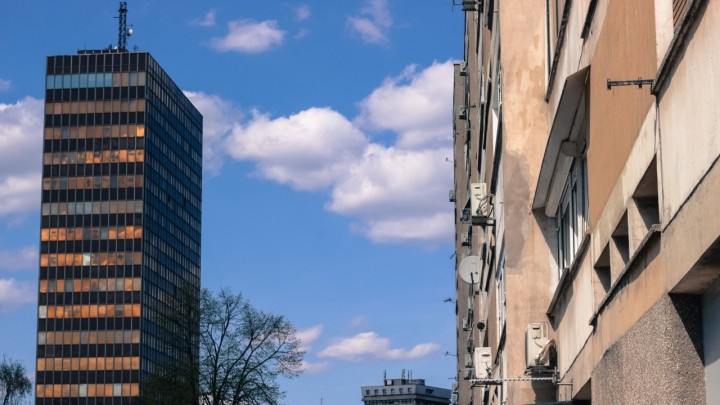 Vjesnikov neboder bio je prvi novinarski toranj i jedan od najmodernijih u Europi