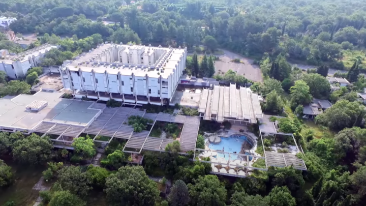 Hotel Haludovo bio je inspiriran Las Vegasom: Danas je opasna ruševina koja izaziva strah