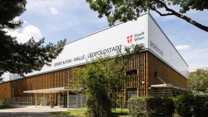 Ruše staru dvoranu, a od građevinskog otpada grade novi autobusni terminal