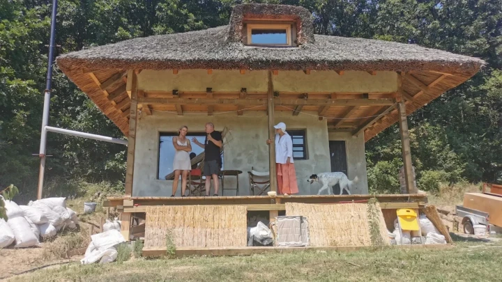 Arhitektica: Zašto sve što je prirodno mora biti 'alternativno', a svaka kuća od drva rustika?