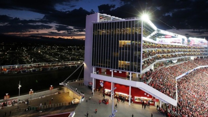 Ovaj stadion je izašao iz svih okvira, na krovu ima organsku farmu, nitko se ne buni