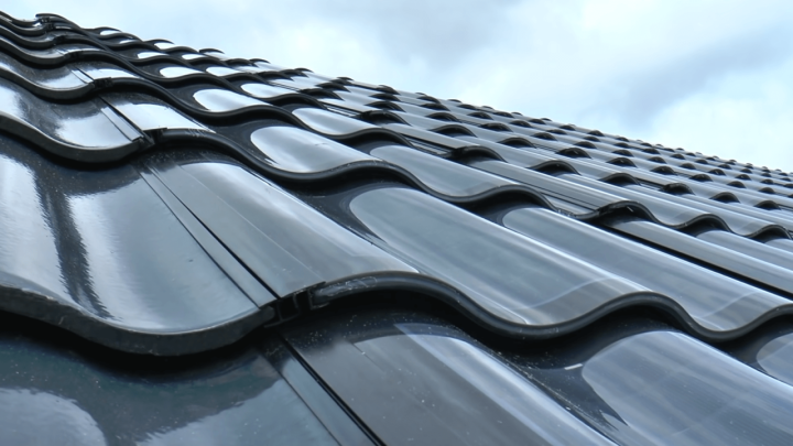 [VIDEO] Krovovi budućnosti? Crijepovi koji su napravljeni od solarnih panela