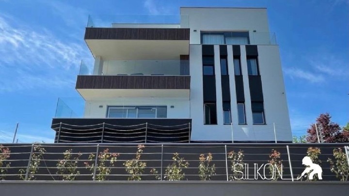 Silikon - tvrtka koja osvještava važnost silikonskog kita, posebno u prostorijama s velikom količinom vode