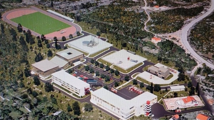 Novac kao da curi u ovo malo dalmatinsko selo, nakon tunela i poslovne zone gradi se sportski centar