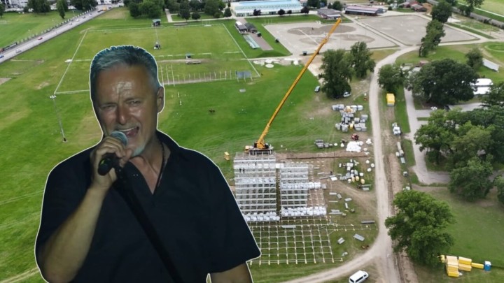 Thompson ruši sve rekorde: Na Hipodrom stiže 500 tona skela za binu od 1.500 kvadrata