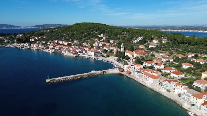 Otok poznatog hrvatskog izumitelja dobit će novu luku: Uskoro kreće milijunska rekonstrukcija lukobrana