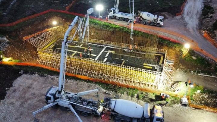 Gradilište iz zraka: Susjedi na svom najvećem otoku grade vijadukt, željeznice i novu dionicu autoceste