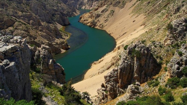 Revitalizacija toka Zrmanje: Grade se dva pristaništa s mostovima, više ništa neće biti isto