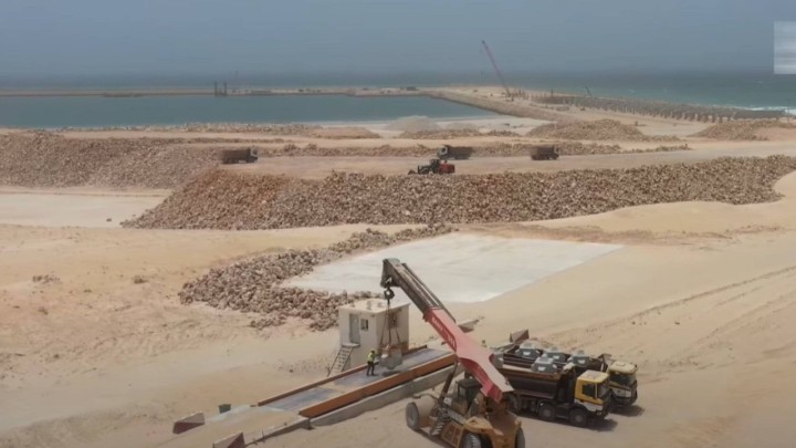 U Sahari niče luka od milijardu eura, primat će do 35 milijuna tona tereta i promijeniti globalno tržište
