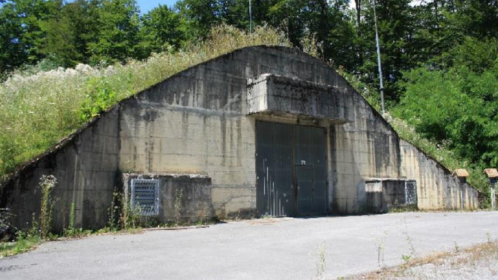U bivšoj vojarni na granici s BiH zbrinjavat će se radioaktivni otpad, kreće rušenje