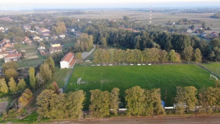 Male podravske općine ulažu u sportske projekte, stižu nogometna igrališta, tribine i bazen