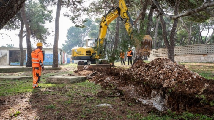 Na kultnu 'Stoju' stigli prvi bageri: Konačno aktvirana rekonstrukcija koja od 2019. 'čuči' u ladici
