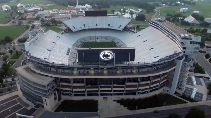 Jedan od najvećih stadiona na svijetu ide u rekonstrukciju: Obnova započela rušenjem kultne lože