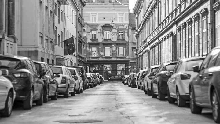 Zagreb bruji o novim prometnim stupićima u centru: Koja je cijena zaustavljanja vozila?