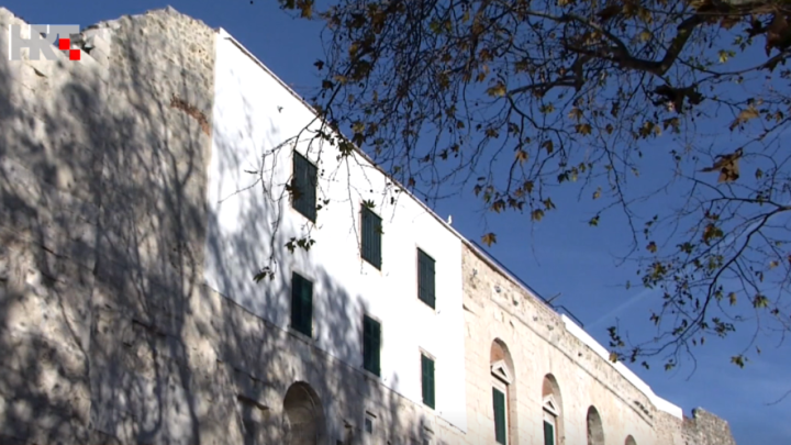 Zidine najpoznatije splitske palače ožbukane u krivu boju: Je li riječ o pogrešci?