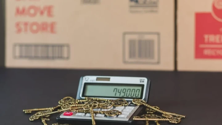 Analiza: Manjak radnika na tržištu blokirao recesiju, kamate padaju, ali nikad više 0,25%