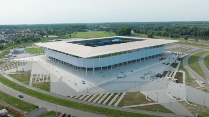 Odron betona u osječkoj Opus areni, NK Osijek kaže 'nema vidljivih oštećenja konstrukcije'