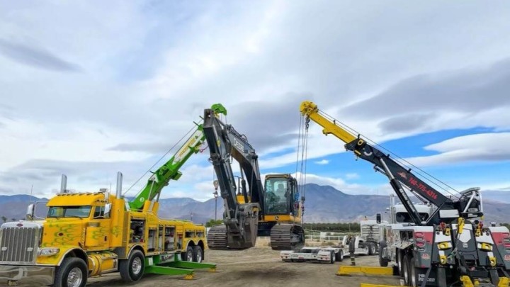 Video: Ovi glomazni strojevi mogu podići više od 10 tona i spašavaju prevrnute kamione