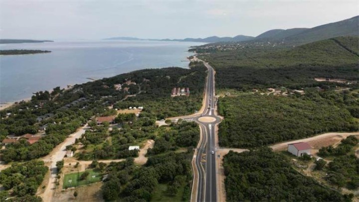 Unapređenje cestovne infrastrukture na otocima: Radovi na Cresu, Lošinju, Susku...