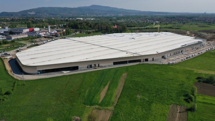 Foto: Rimac objavio nove fotografije kampusa u Kerestincu, postavljen je i krov